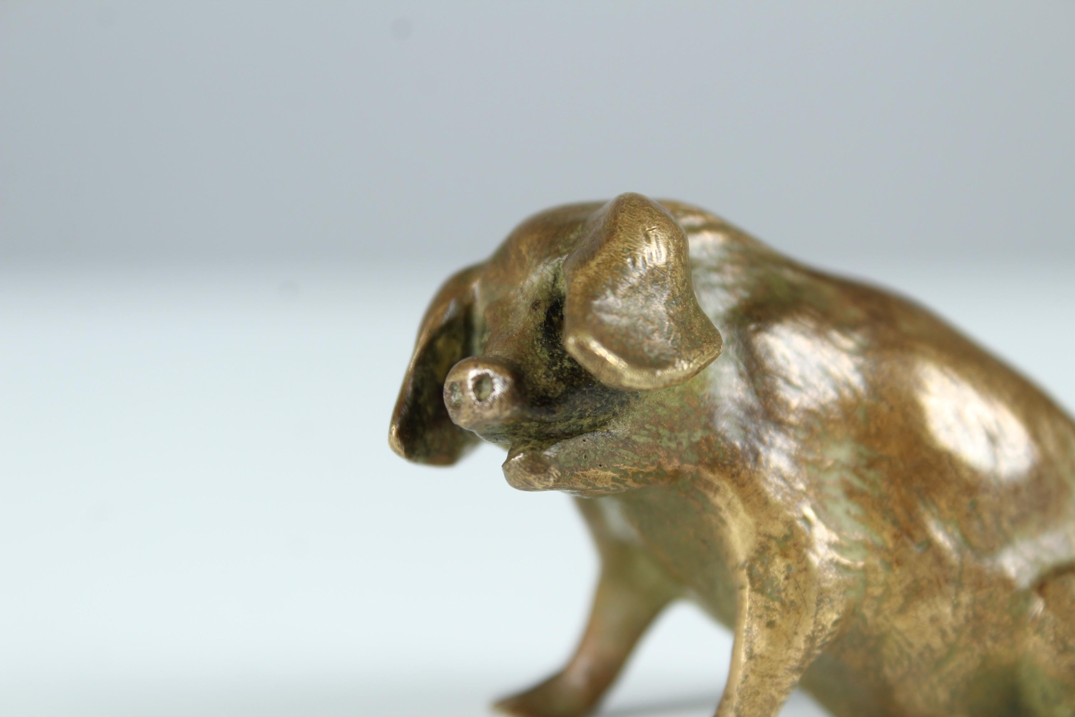 Antique Bronze Sculpture Sitting Pig, Signed L.Carvin, Around 1910, Susse Frères For Sale 1