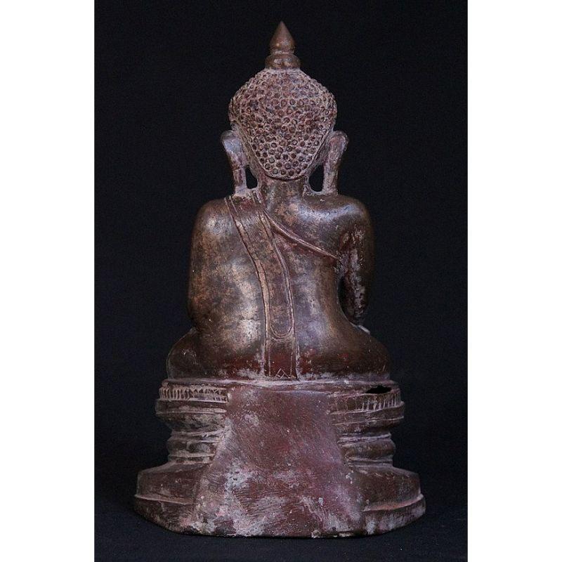 XVIIIe siècle et antérieur Ancienne statue de Bouddha Shan en bronze de Birmanie en vente
