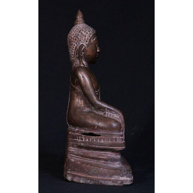 Bois Ancienne statue de Bouddha Shan en bronze de Birmanie en vente