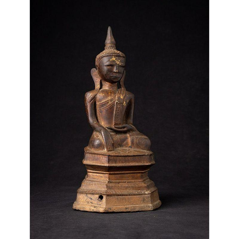 Antique Bronze Shan Buddha Statue from Burma For Sale 1