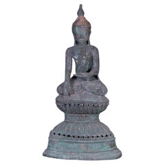 Antique Bronze Shan Buddha Statue from Burma Antique Bronze Shan Buddha Statue from Burma