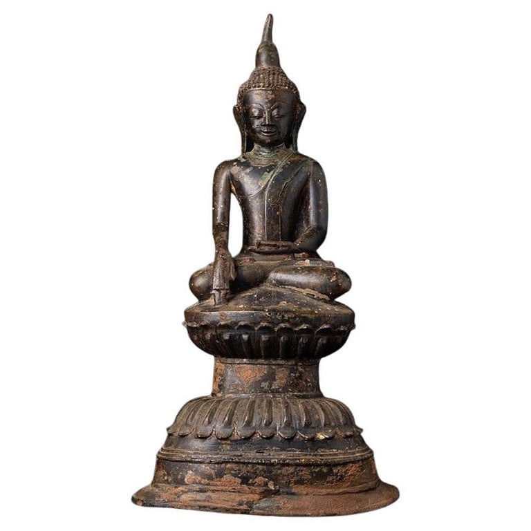 Antique bronze Shan Buddha statue from Burma Original Buddhas For Sale
