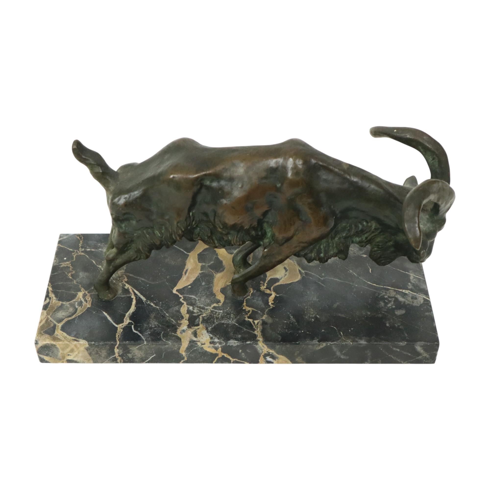 Statua di bronzo antico Scultura animale Capra Ariete Marmo in vendita 5