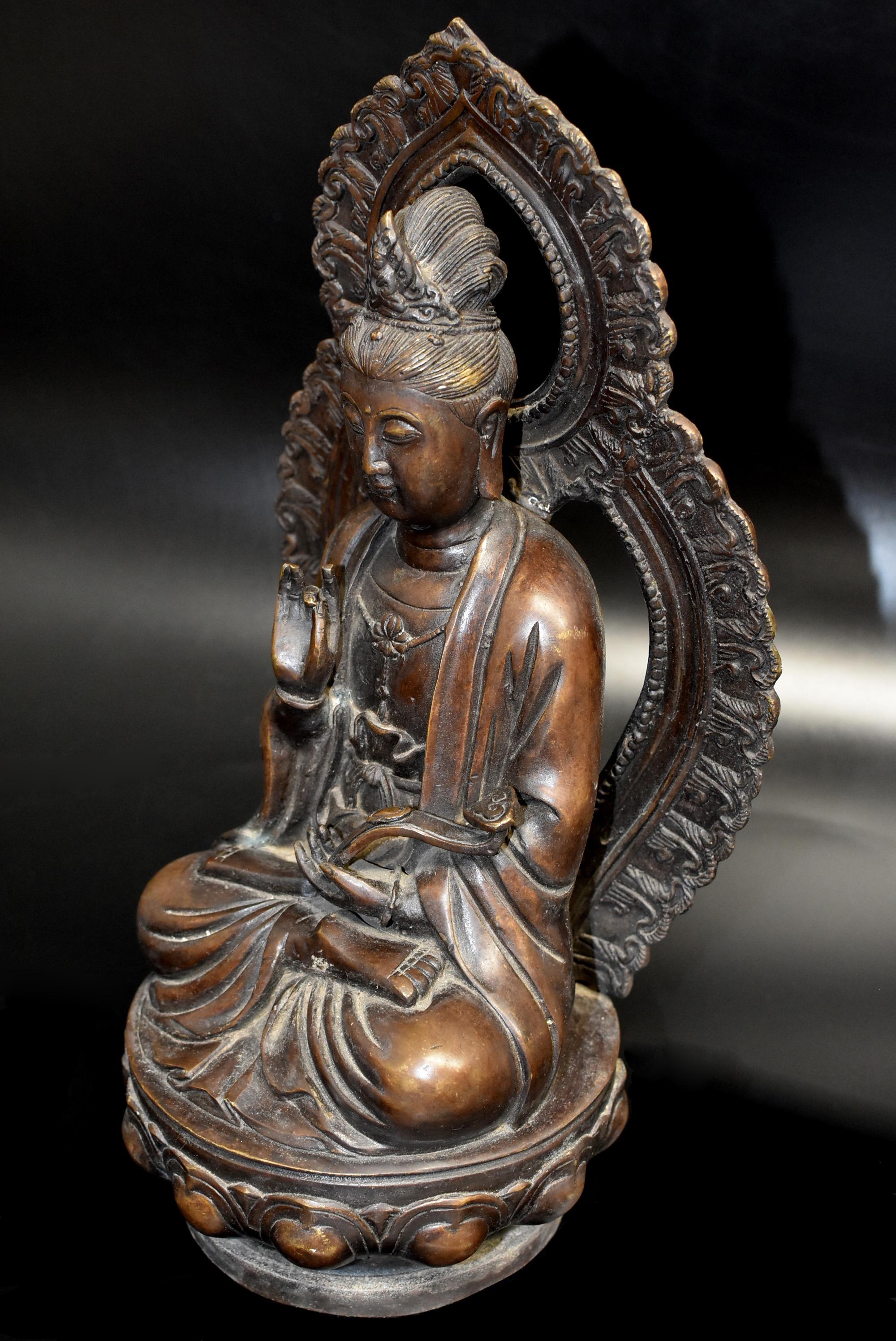 Chinese Bronze Statue of Buddha Guan Yin Holding Ruyi