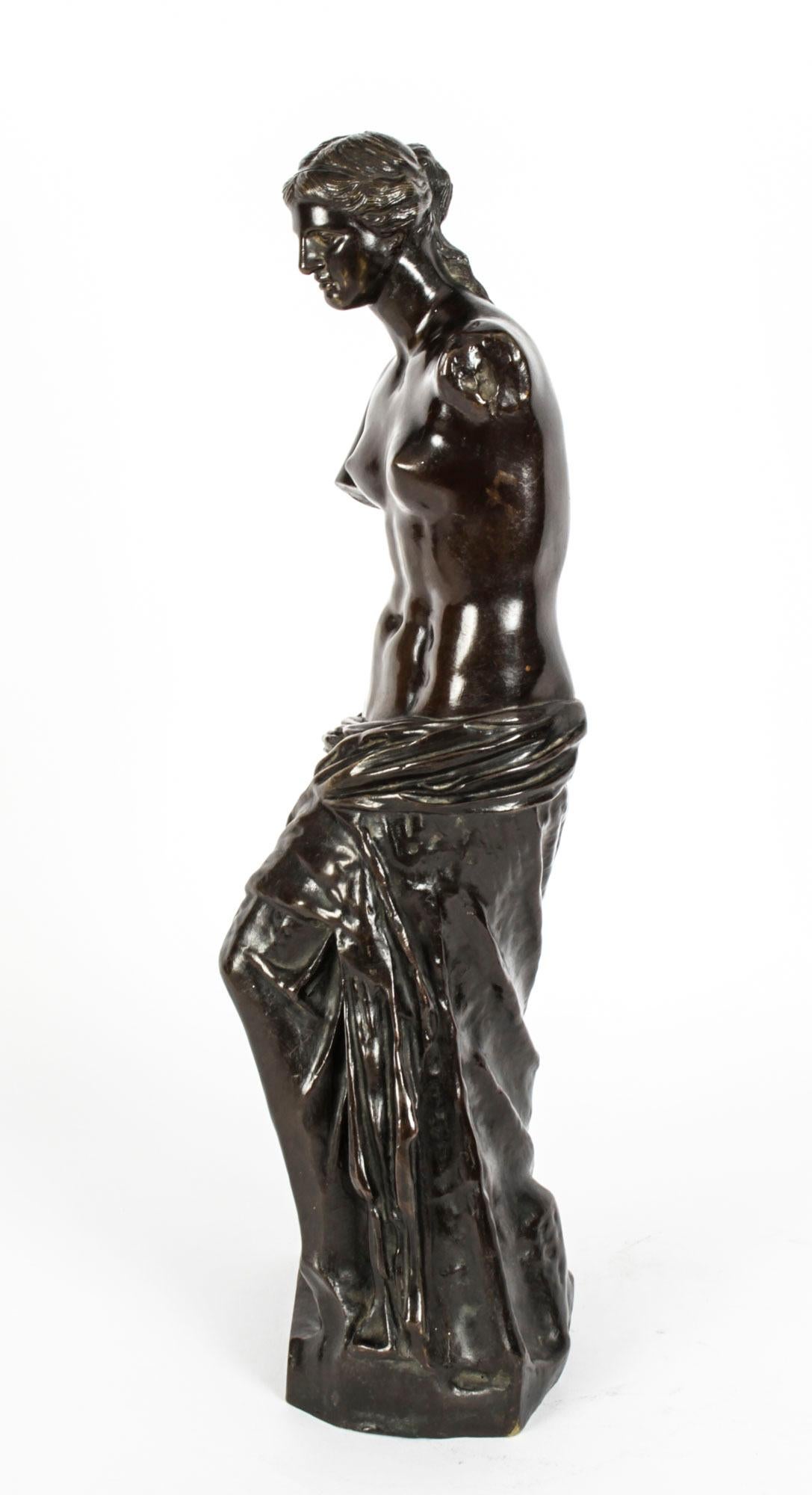 Antique Bronze Statue of Venus de Milo Musee du Louvre, 19th Century In Good Condition In London, GB