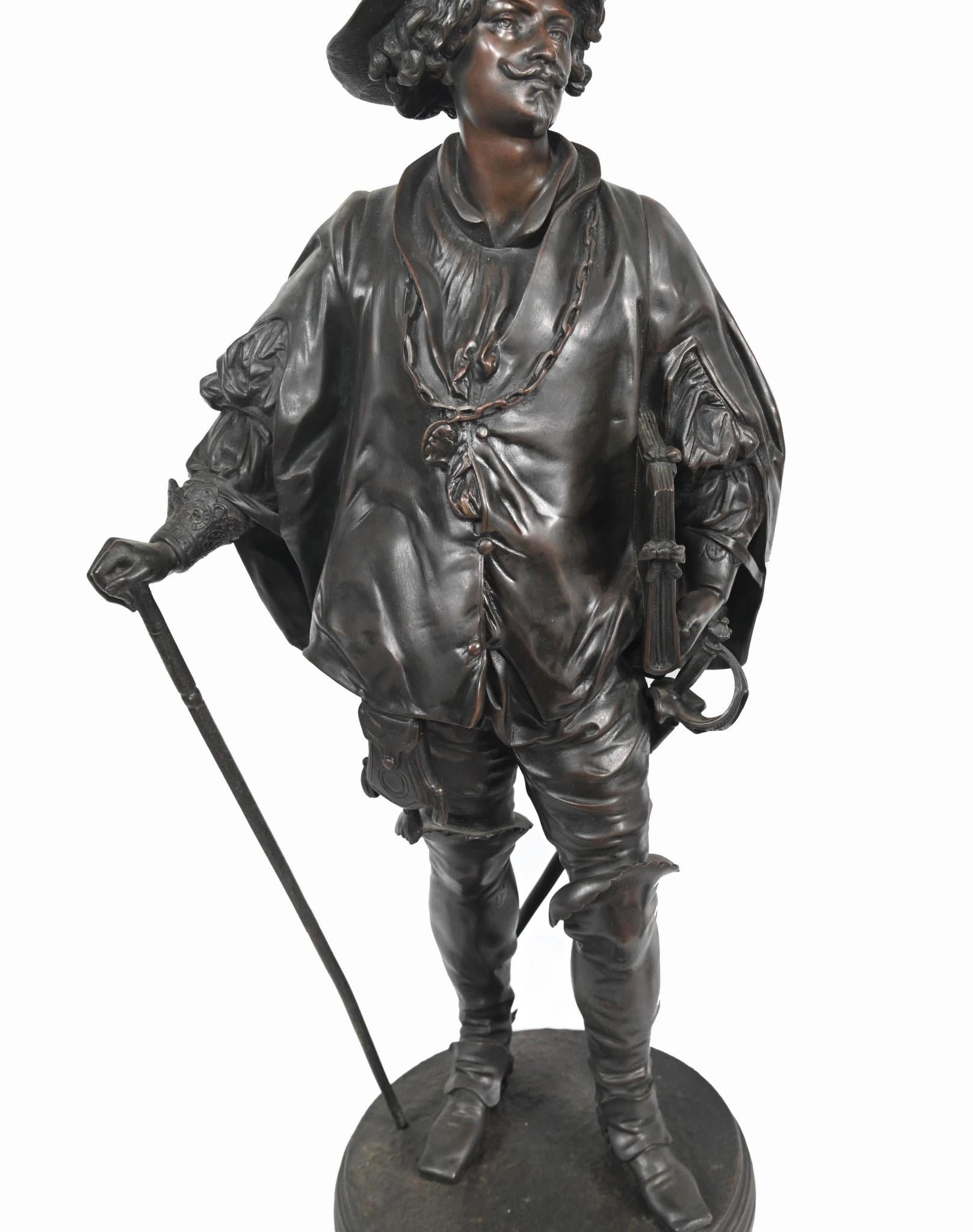 You are viewing a gorgeous pair of antique French bronze statues 
They each depict the famous Dutch / Flemish Grand Master artists Rubens and Van Dyck
Great patina to the bronze and the casting is incredibly detailed
One of the figurines is holding