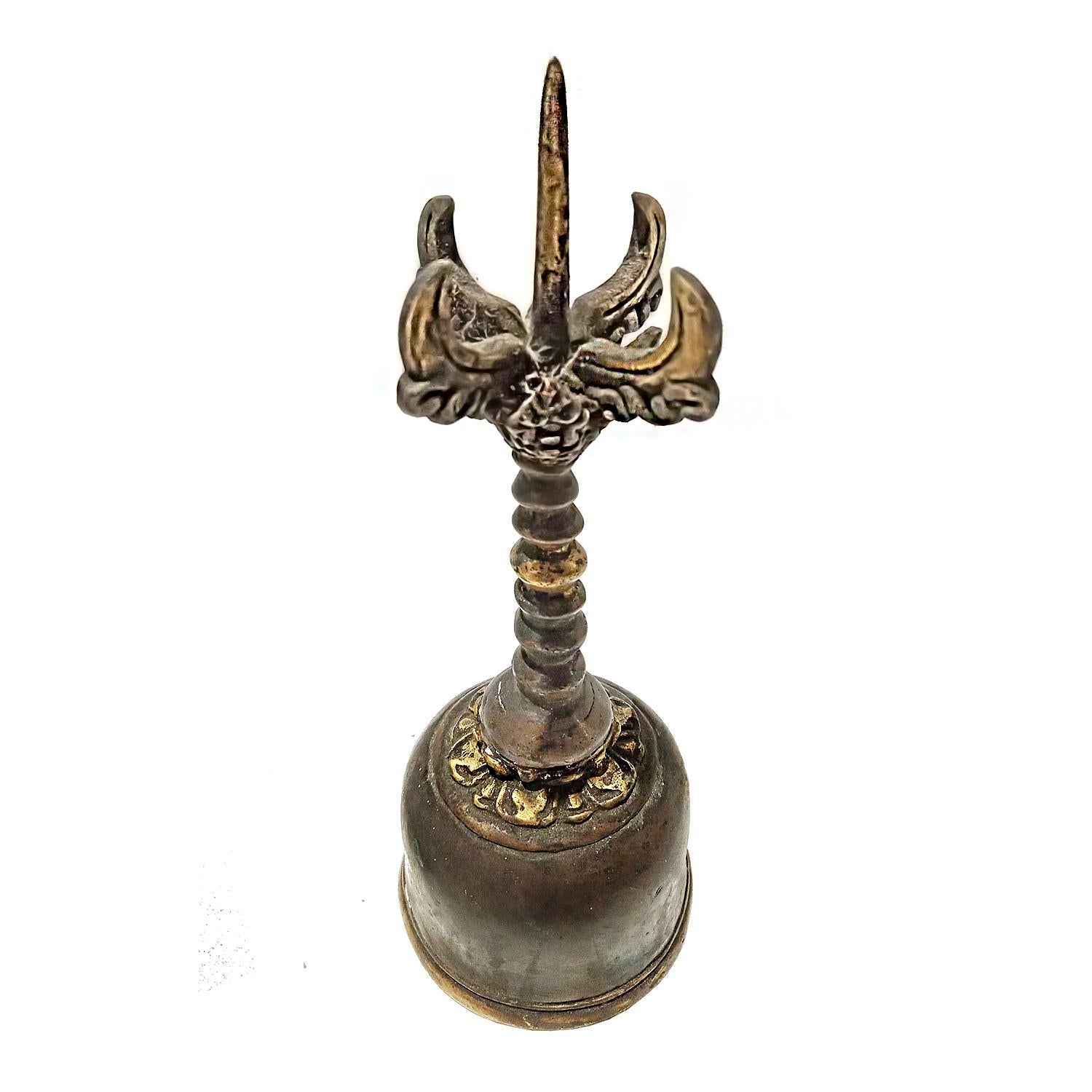 Antique Bronze Temple Bell from Thailand, Late 19th Century For Sale 8