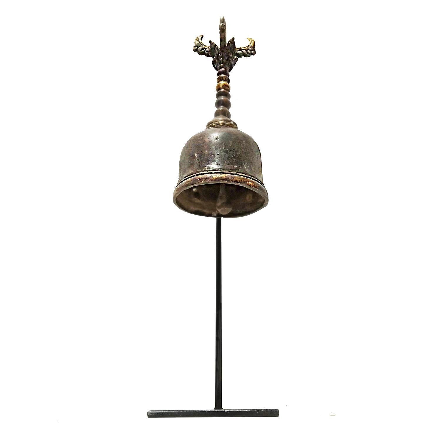 Other Antique Bronze Temple Bell from Thailand, Late 19th Century For Sale