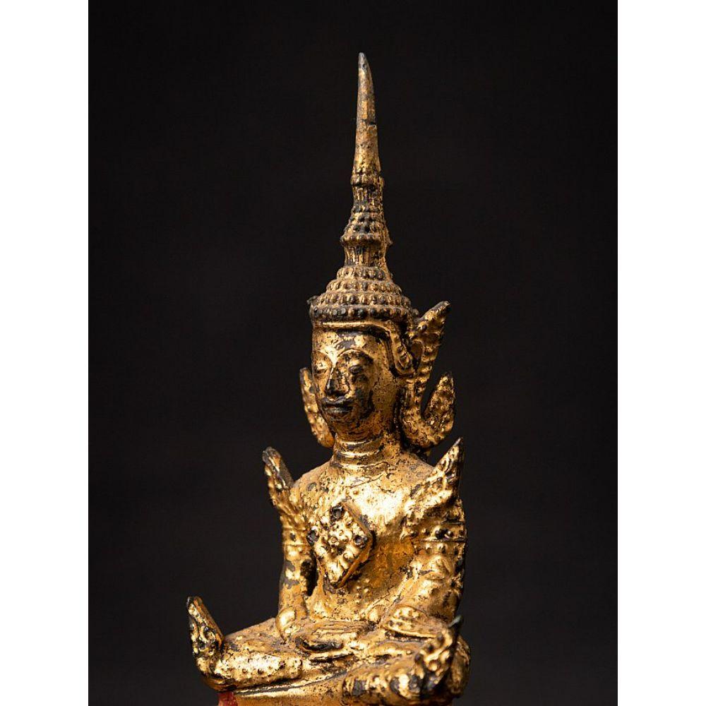 Statue de Bouddha thaïlandais en bronze ancien de Thaïlande en vente 5