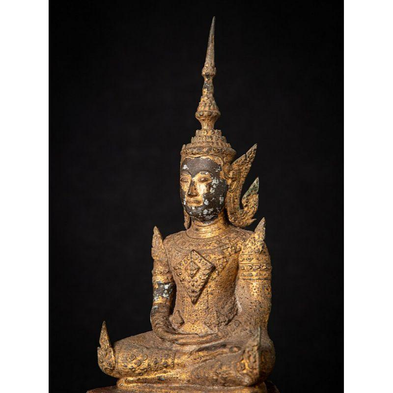 Antique bronze Thai Buddha statue from Thailand For Sale 6