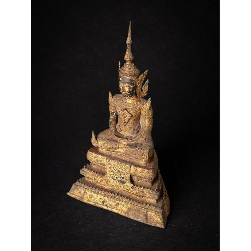 Antique bronze Thai Buddha statue from Thailand For Sale 8