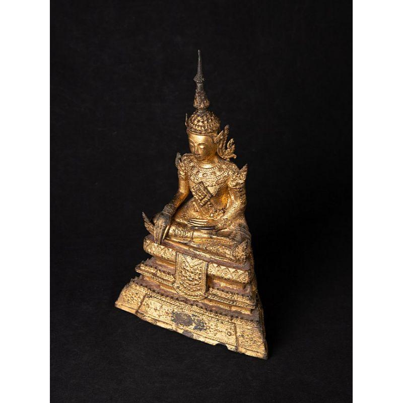 Antique Bronze Thai Buddha Statue from Thailand For Sale 8