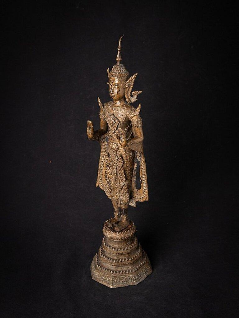 Statue de Bouddha thaïlandais en bronze ancien de Thaïlande en vente 7