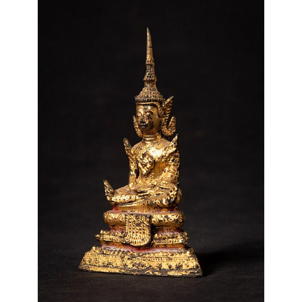 Material: bronze
Measures: 13,2 cm high 
7,8 cm wide and 3,3 cm deep
Weight: 0.202 kgs
Gilded with 24 krt. gold
Dhyana mudra
Originating from Thailand
19th century, Rattanakosin period.


