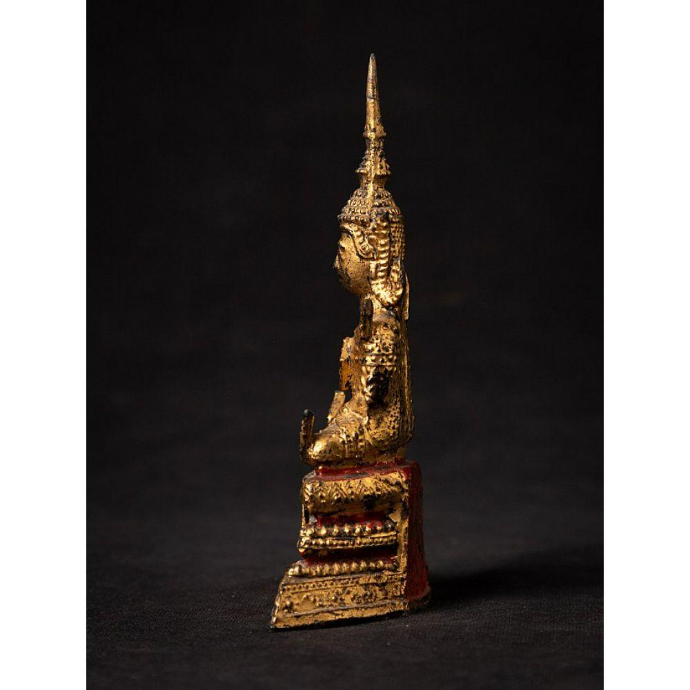 Antique Bronze Thai Buddha Statue from Thailand In Good Condition For Sale In DEVENTER, NL