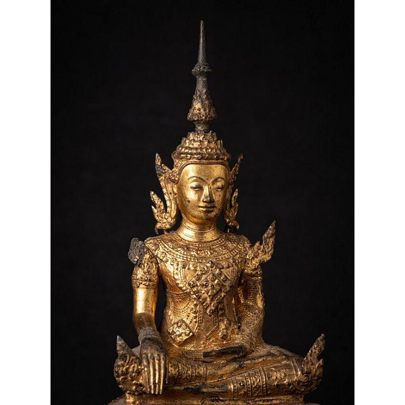 Antique Bronze Thai Buddha Statue from Thailand For Sale 2