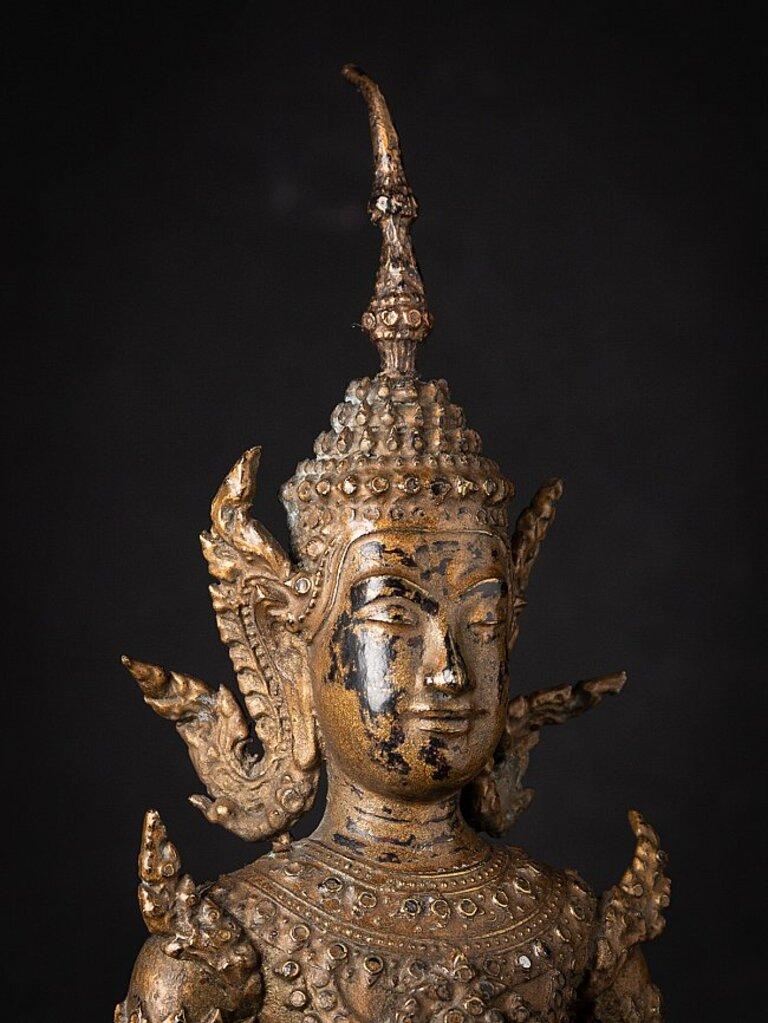 Antique Bronze Thai Buddha Statue from Thailand For Sale 4