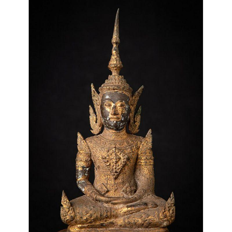 Antique bronze Thai Buddha statue from Thailand For Sale 4