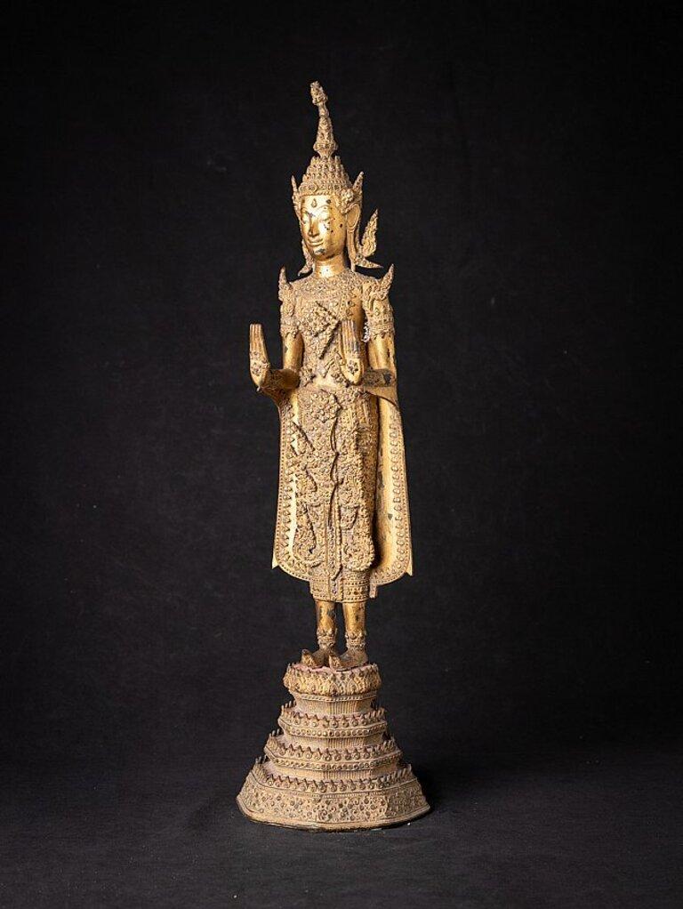 Material: wood
55,3 cm high 
14,2 cm wide and 14,2 cm deep
Weight: 4.26 kgs
Abhaya mudra
Originating from Thailand
19th century - Rattanakosin period
