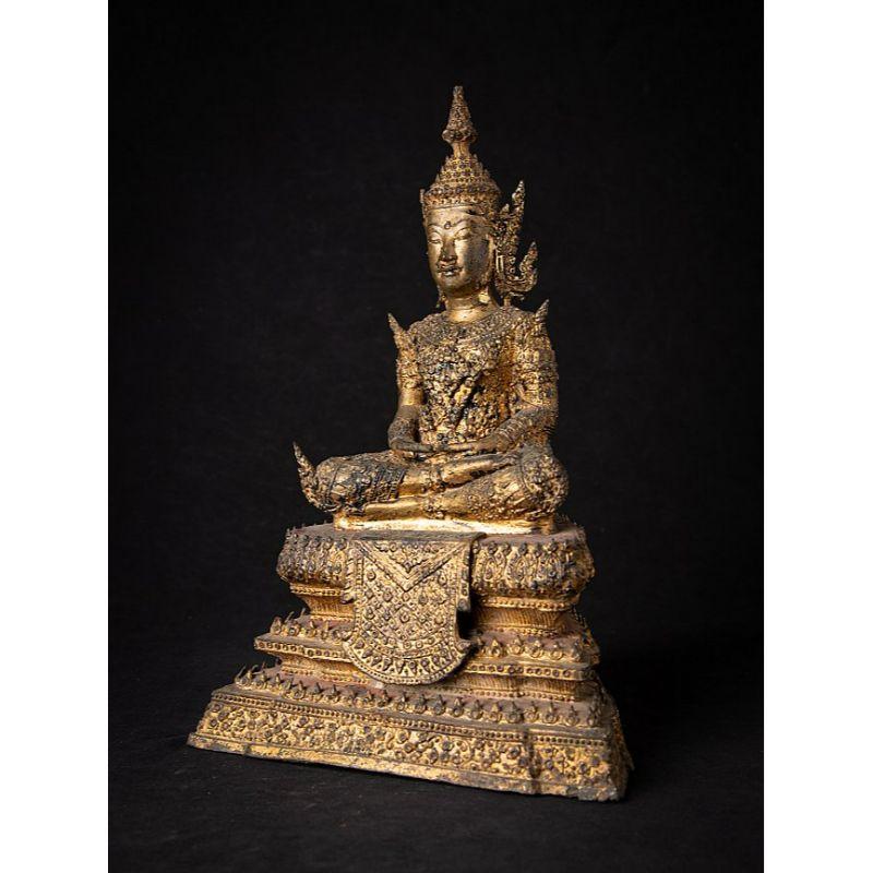 Material: bronze
33,5 cm high 
23 cm wide and 14,8 cm deep
Weight: 4.67 kgs
Gilded with 24 krt. gold
Dhyana mudra
Originating from Thailand
19th century - Rattanakosin period

