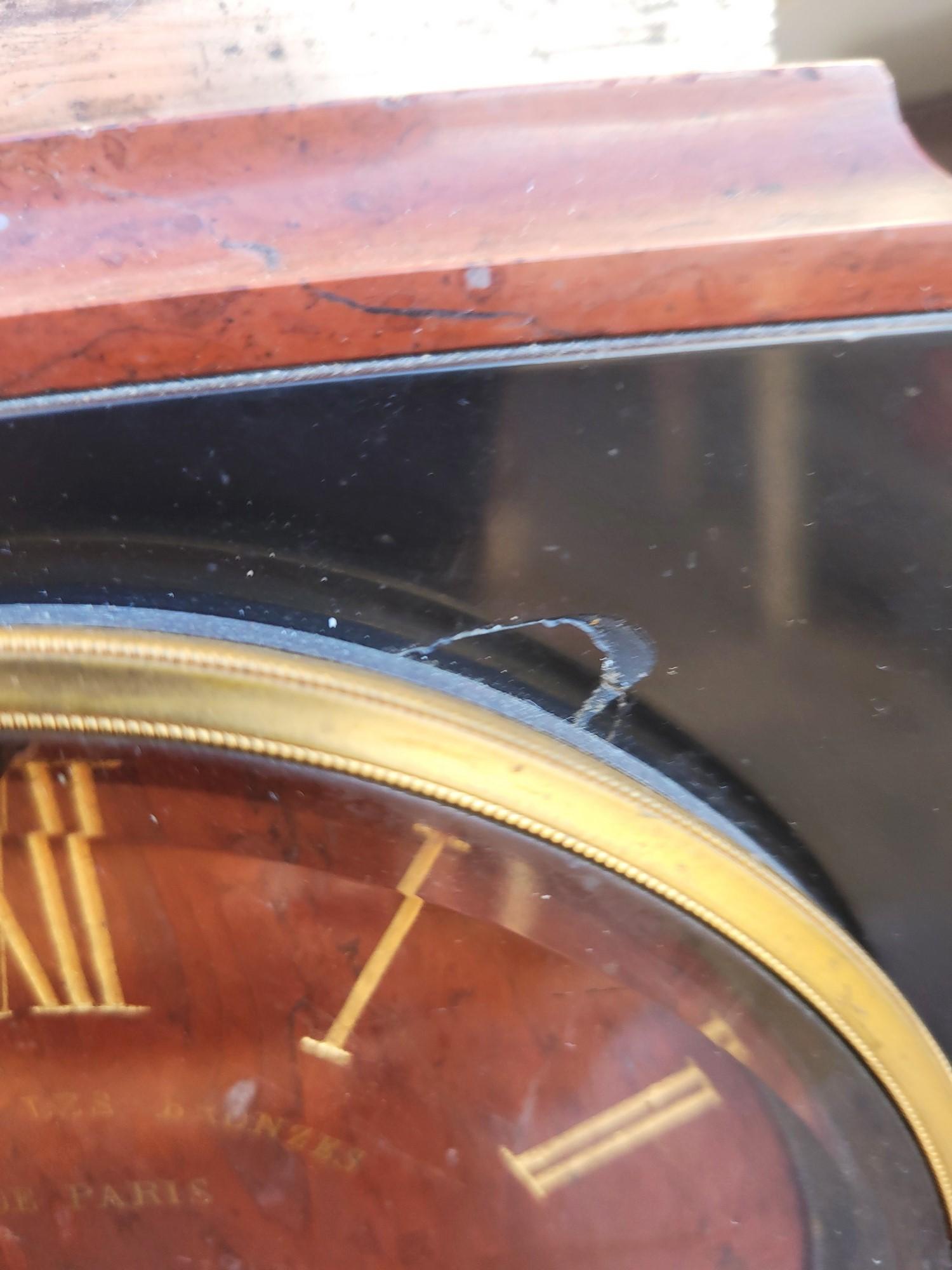 Adornos de Bronce Antiguo, Reloj y Urnas, Siglo XIX en venta 4