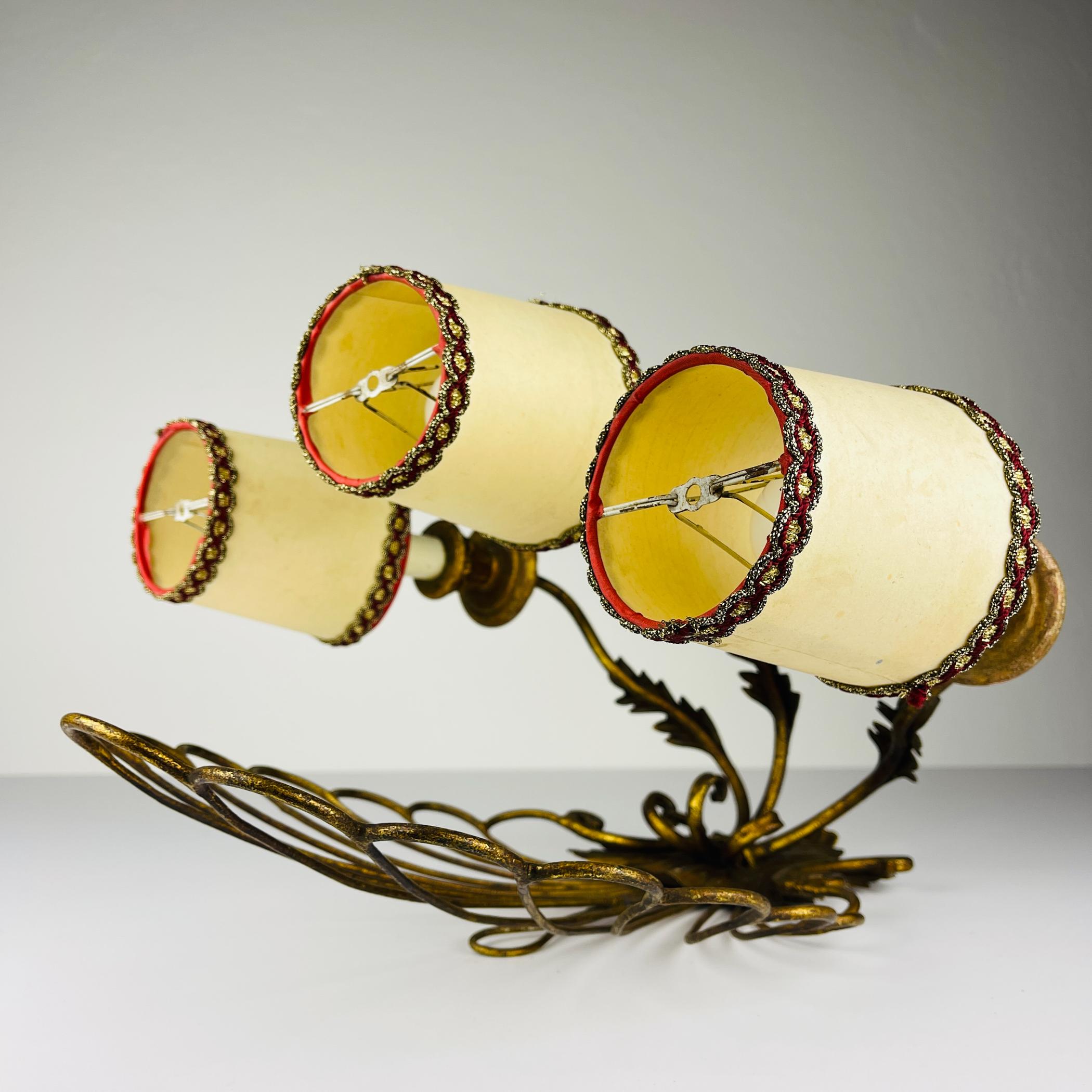 Lampada da parete in bronzo antico a 3 bracci, Italia anni '30 in vendita 9