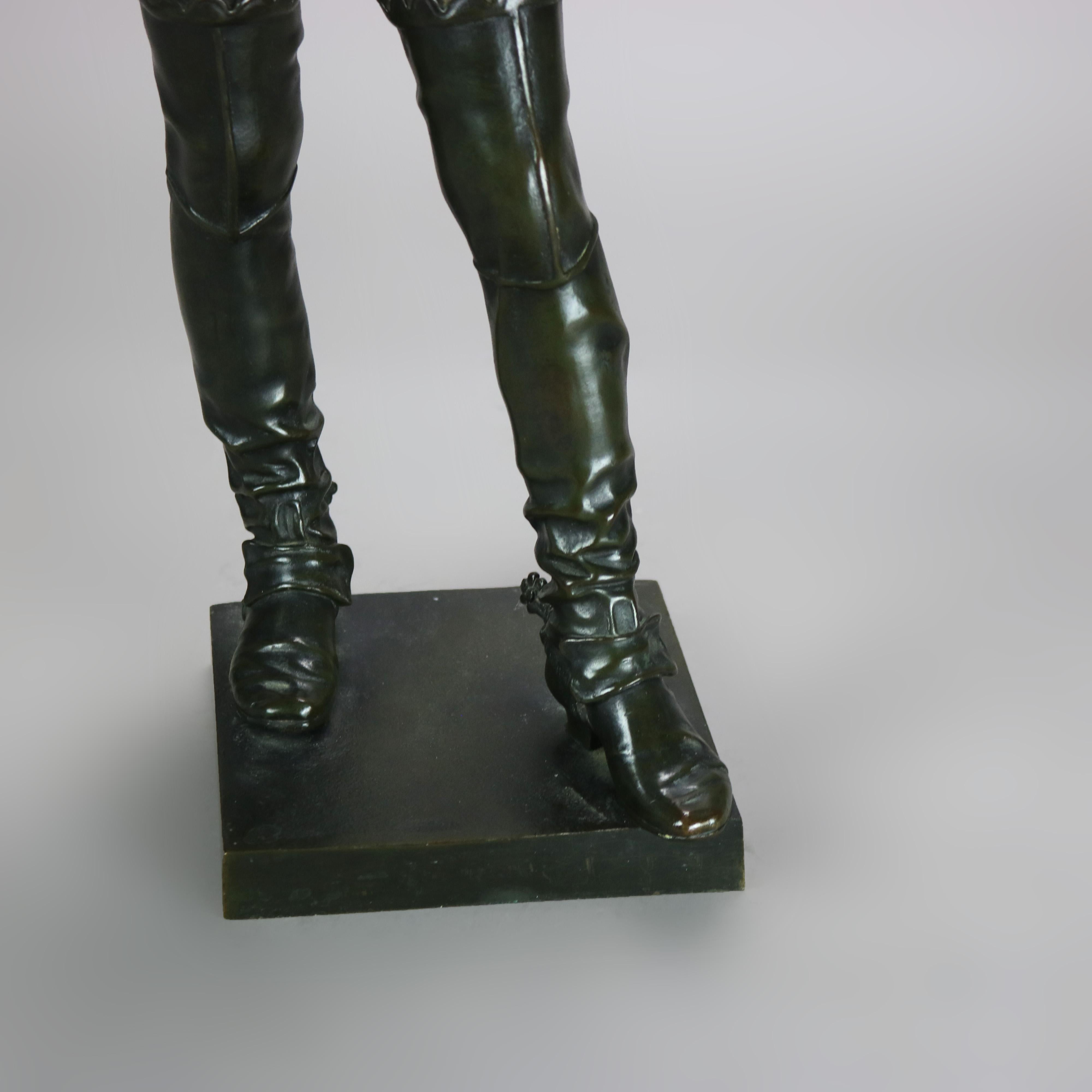 Sculpture ancienne en métal bronzé représentant un jeune courtisan brandissant une épée, signée Rambaud 9