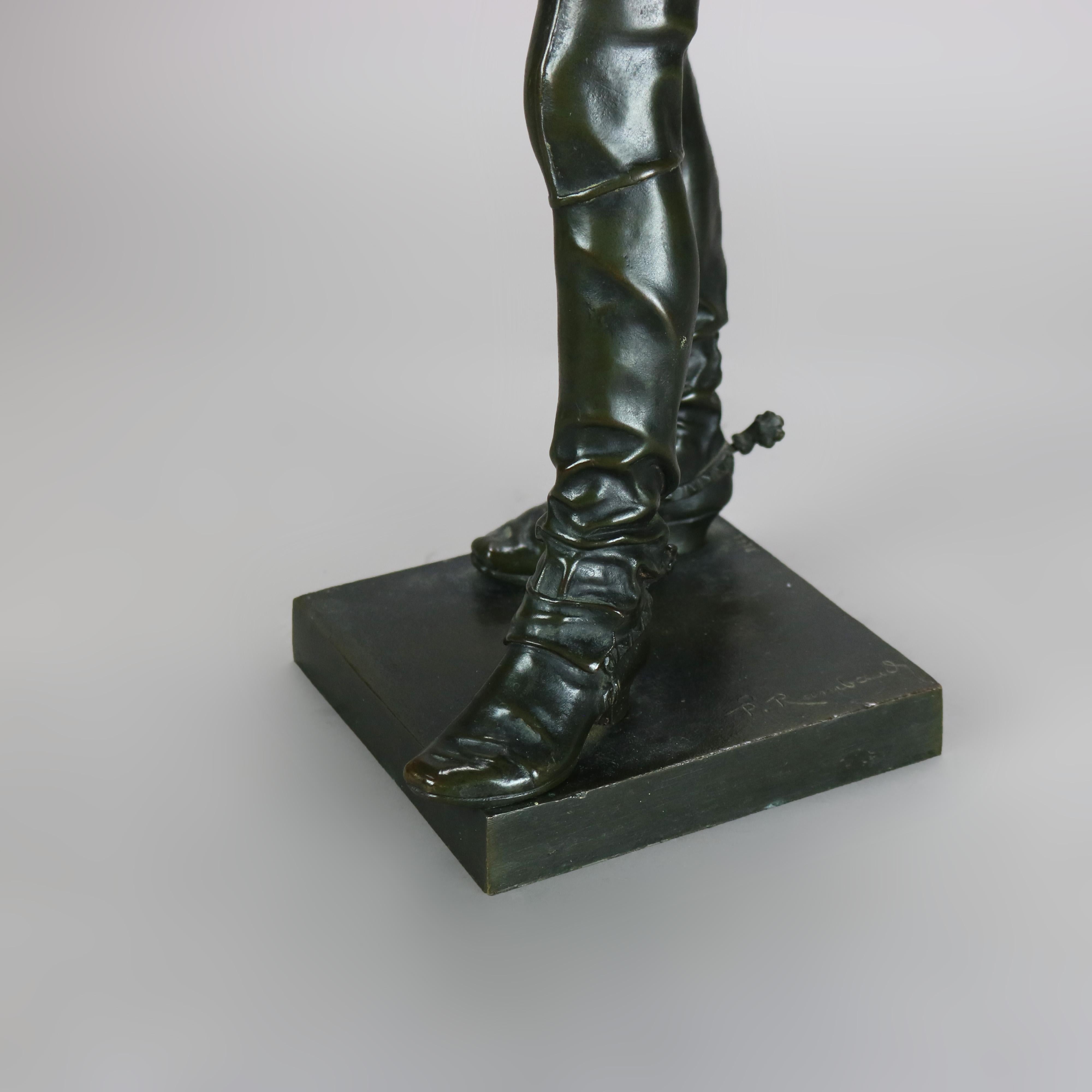 Sculpture ancienne en métal bronzé représentant un jeune courtisan brandissant une épée, signée Rambaud 10