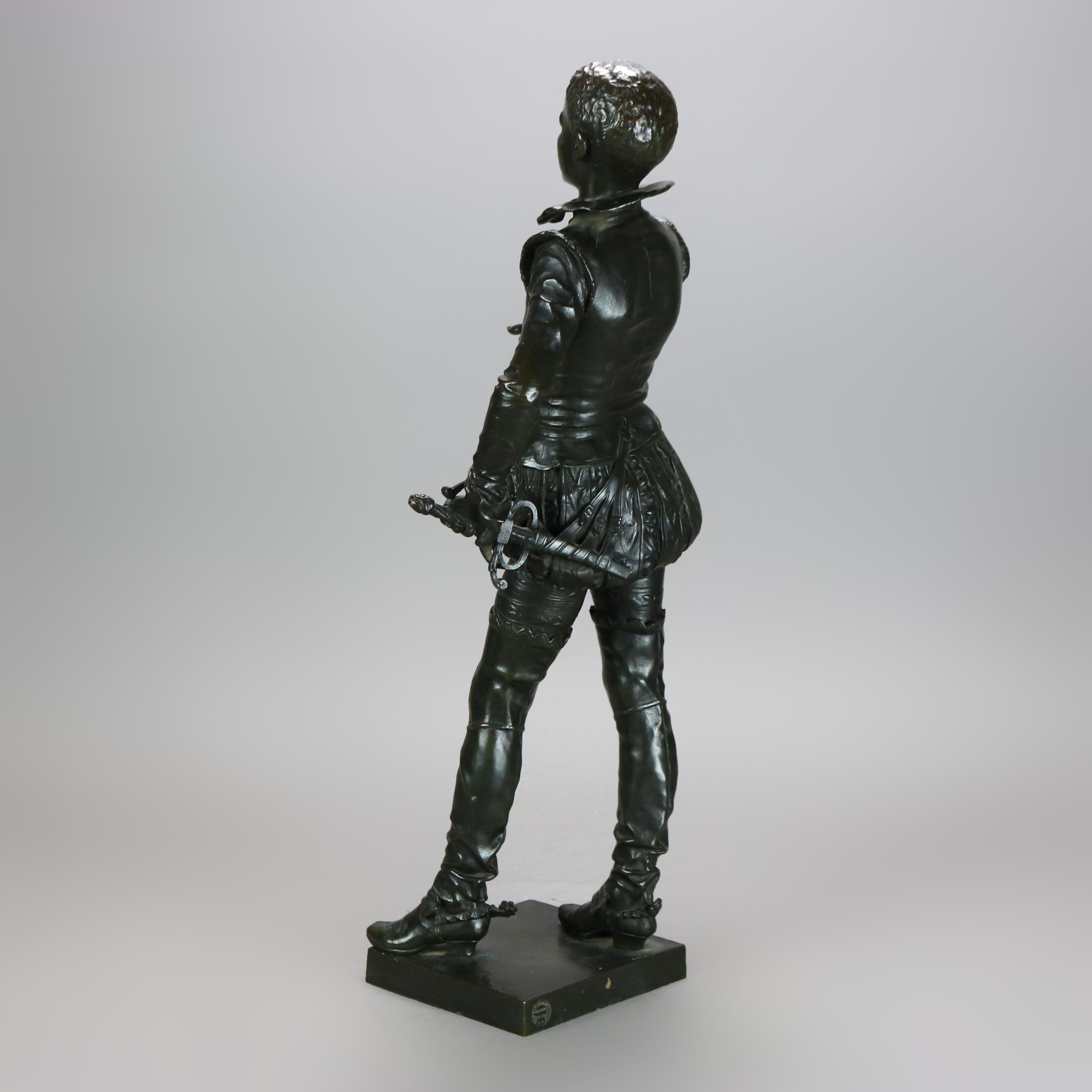 Bronze Sculpture ancienne en métal bronzé représentant un jeune courtisan brandissant une épée, signée Rambaud