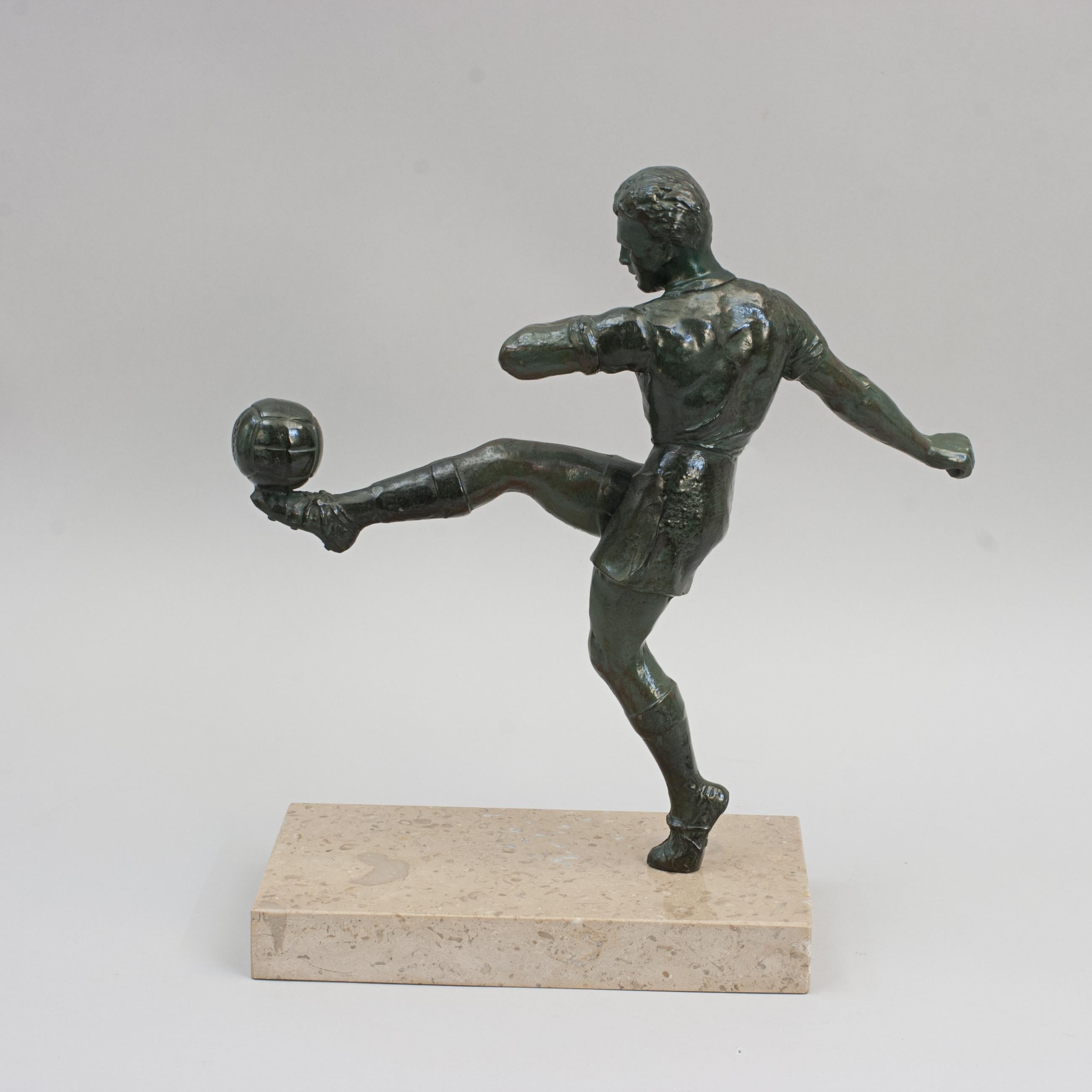 Antique Bronzed Spelter Football Figure In Good Condition In Oxfordshire, GB