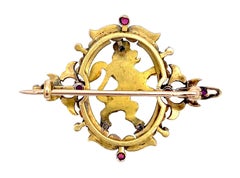 Broche ancienne lion royal bavarois en or 14 carats, diamants, rubis et perles naturelles