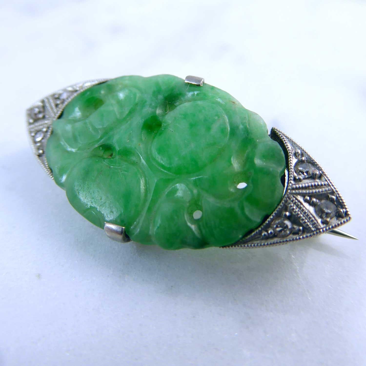 Antique Brooch Carved Jadeite and Old Cut Diamonds, Midcentury Art Deco Style In Excellent Condition In Yorkshire, West Yorkshire
