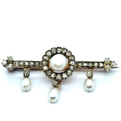Antique Brooch with Natural Pearls & Diamonds in Silver & 14 Karat Yellow Gold