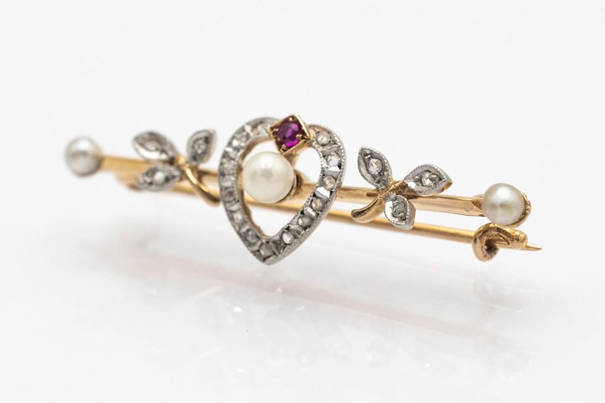 Broche antiguo con perlas y diamantes. Corte rosa en venta