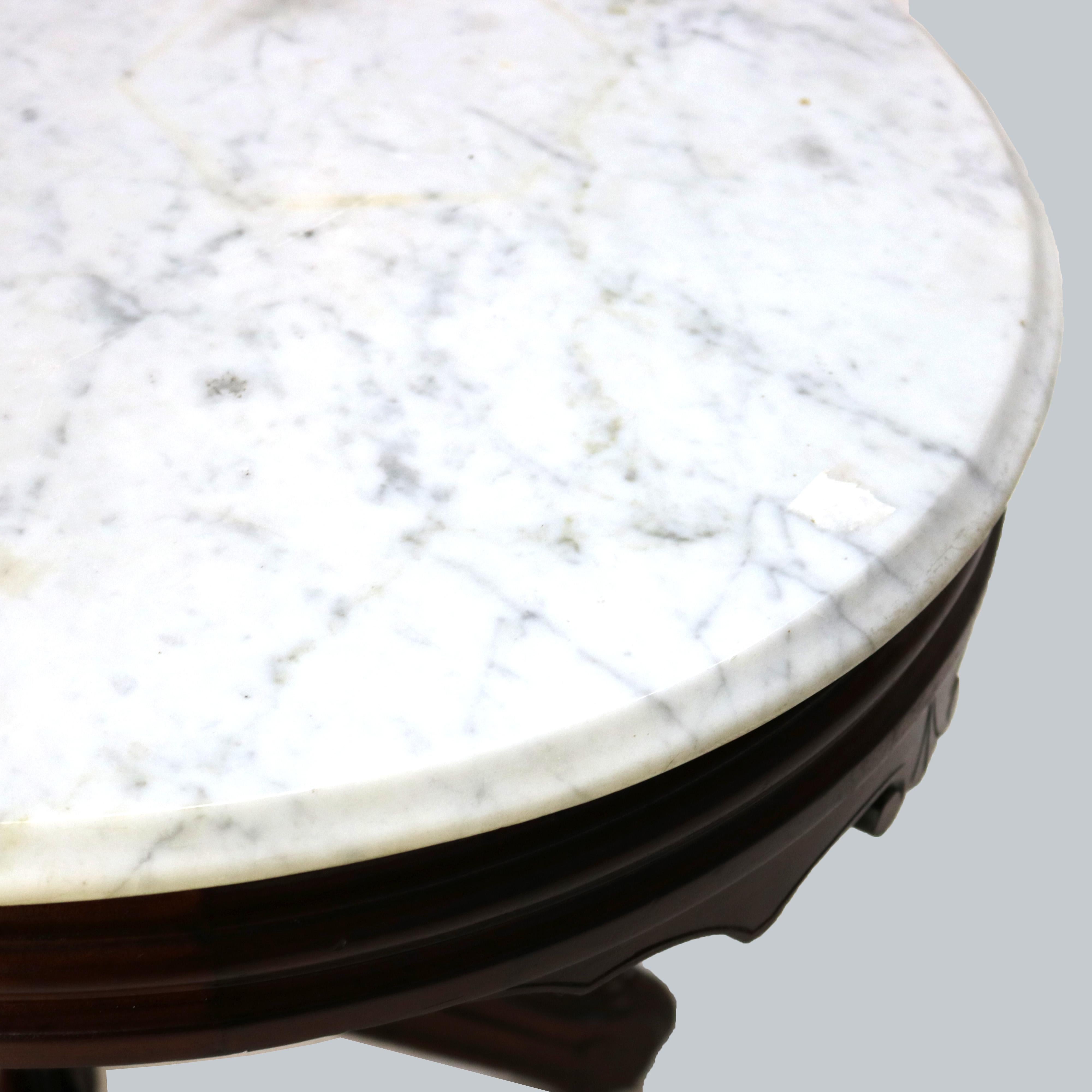 Ancienne table en noyer sculpté Brooks Victorian Renaissance Revival C1880 en vente 2