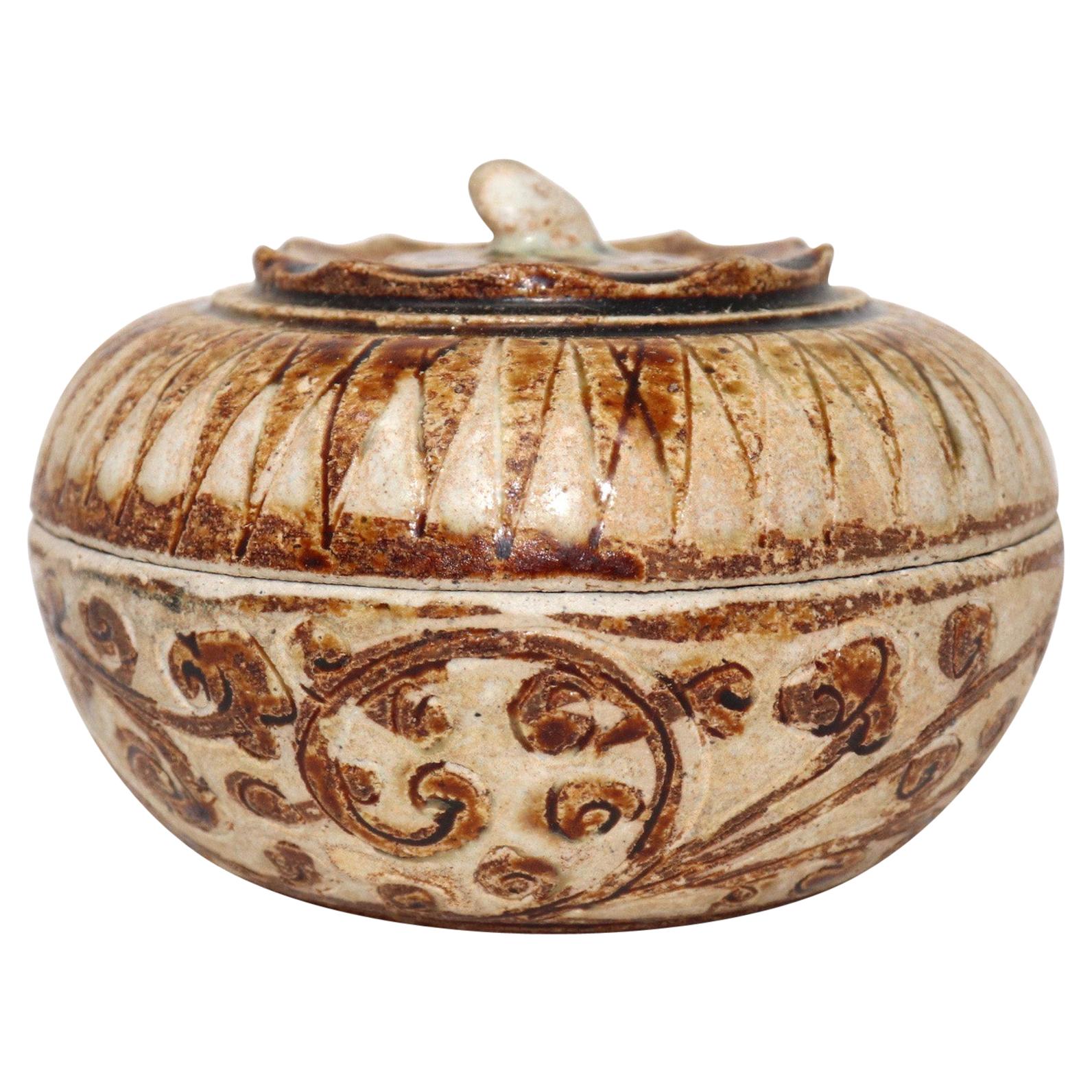 Antique Brown and White Ceramic Covered Box from the Sawankhalok Kilns, Thailand For Sale