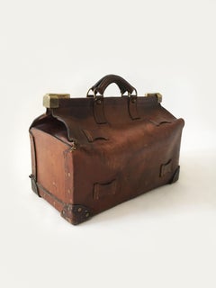Antique Brown Leather Gladstone Doctors Bag Vintage Case, France, circa 1900s