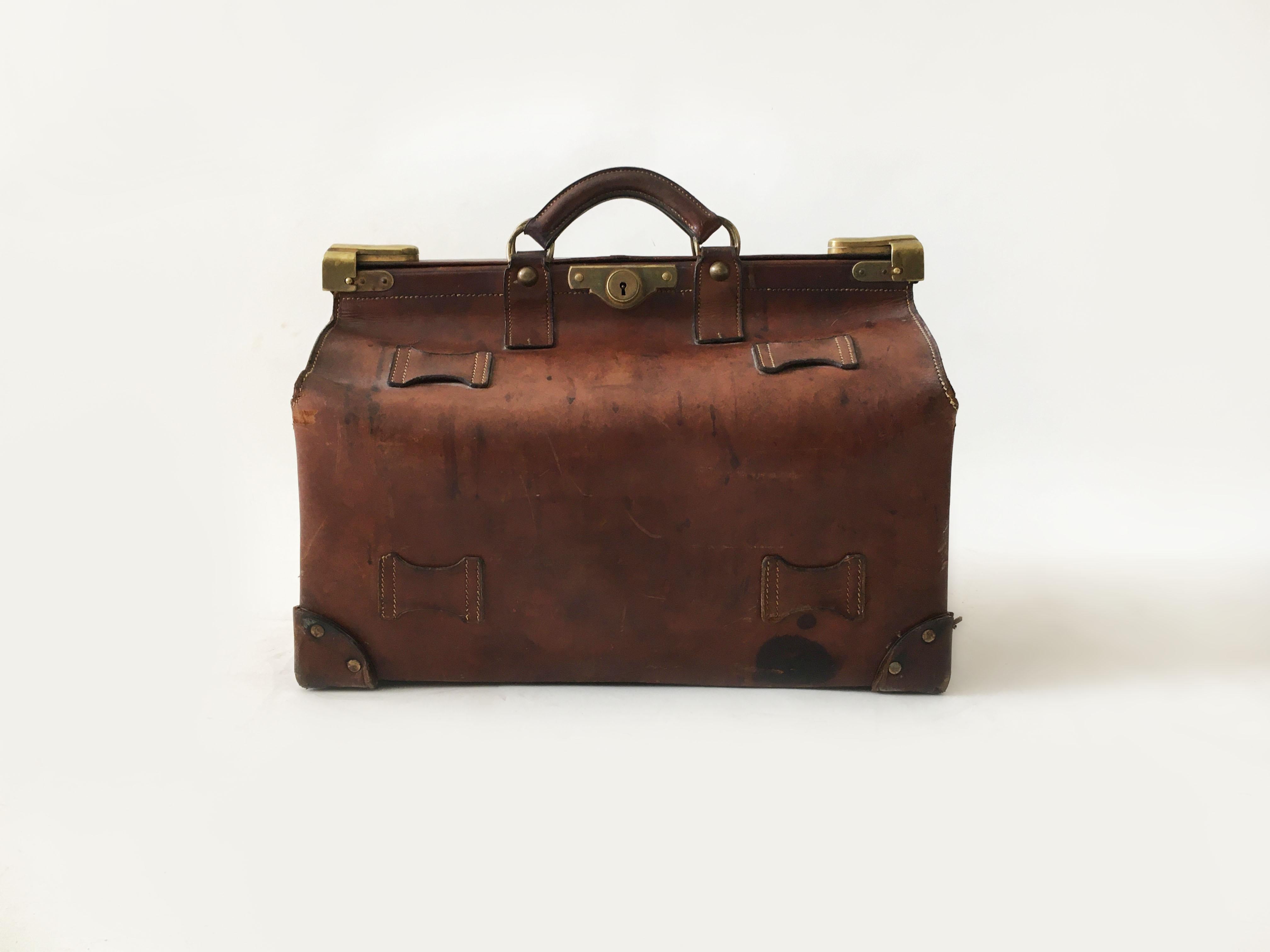 Distressed Brown Leather Gladstone Doctor Bag Carry Case Duffle Carrier 