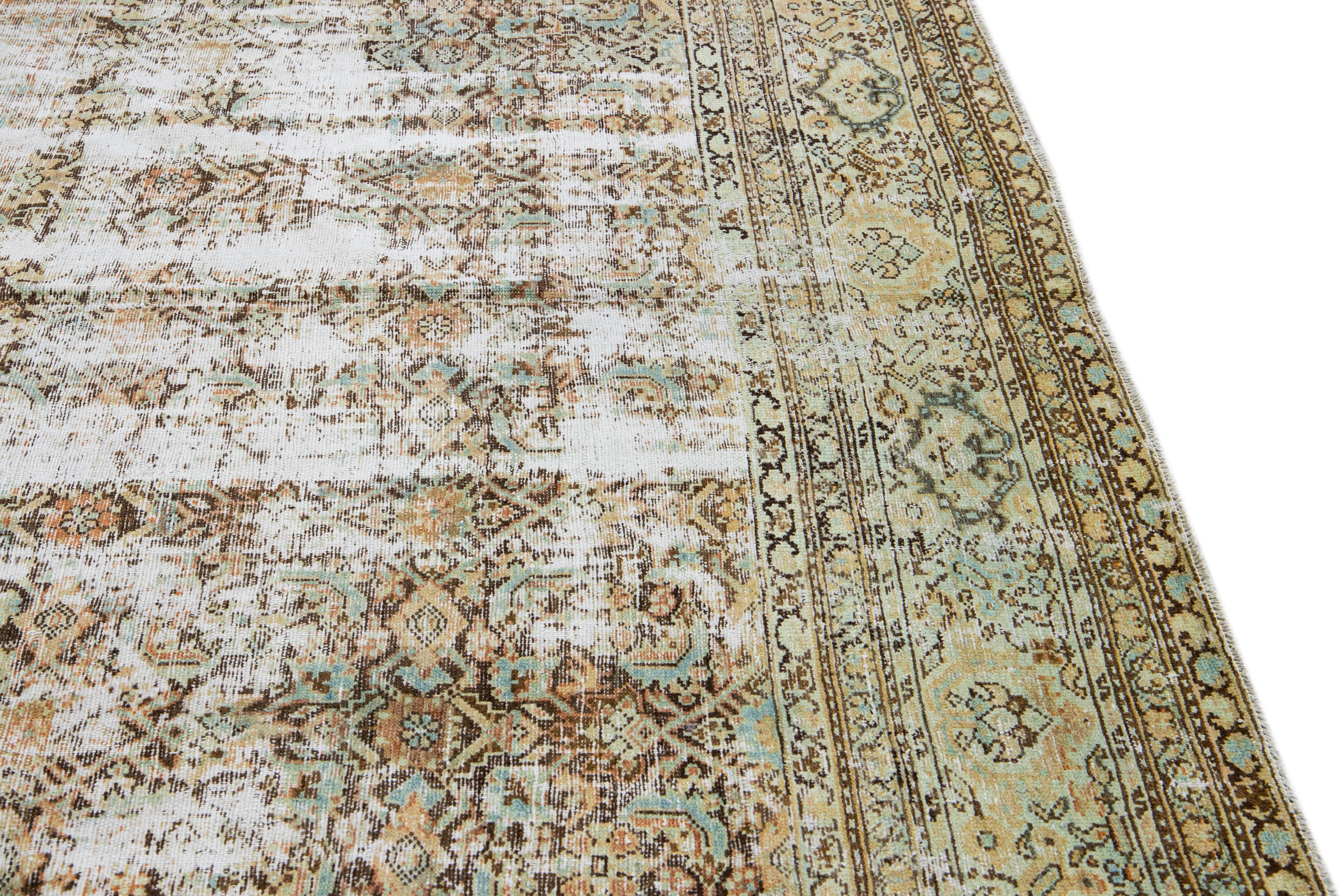 Antique Brown Malayer Handmade Allover Motif Shabby Chic Wool Rug For Sale 2