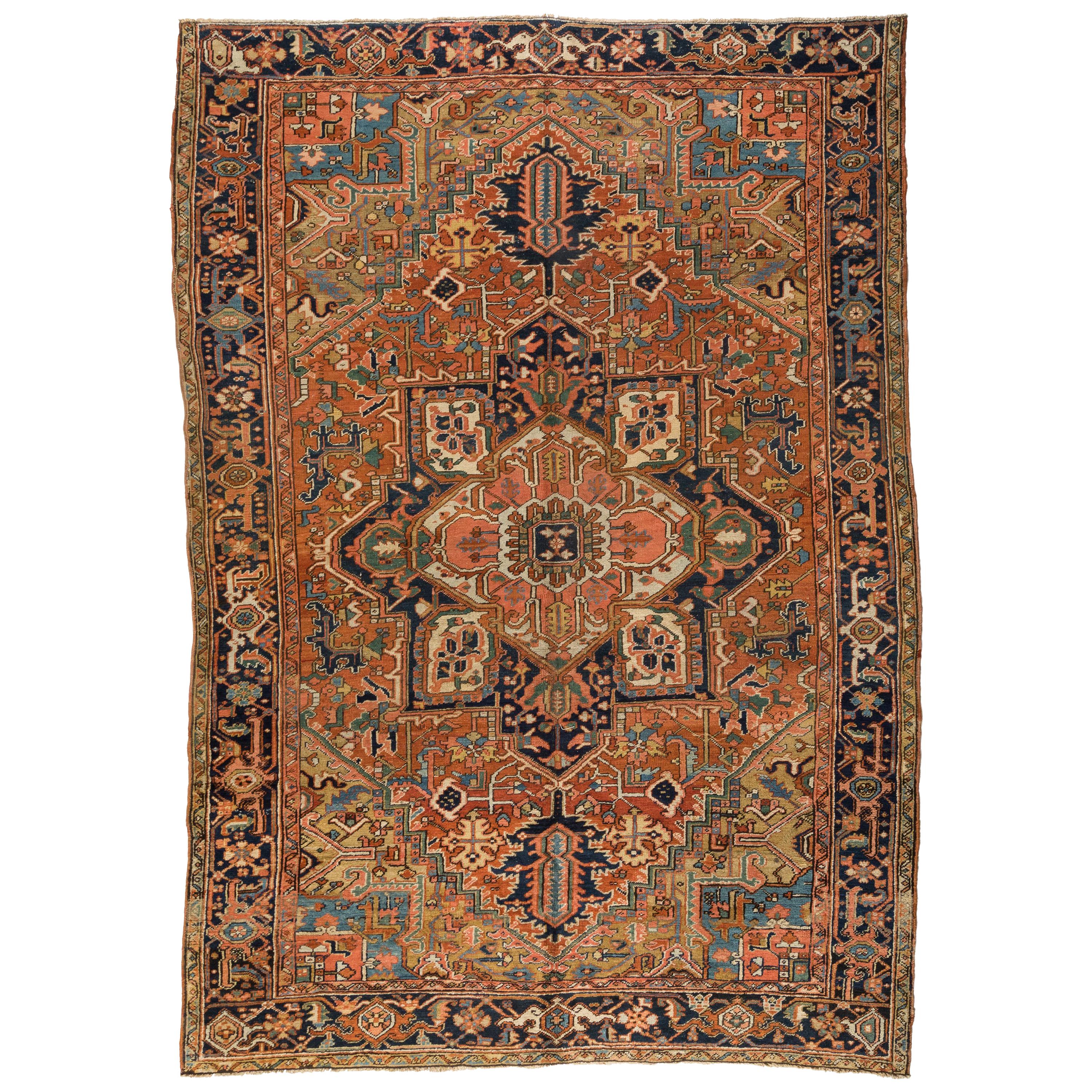 Geometrischer persischer Heriz-Teppich in Braun, Rost, Marineblau, antik im Angebot