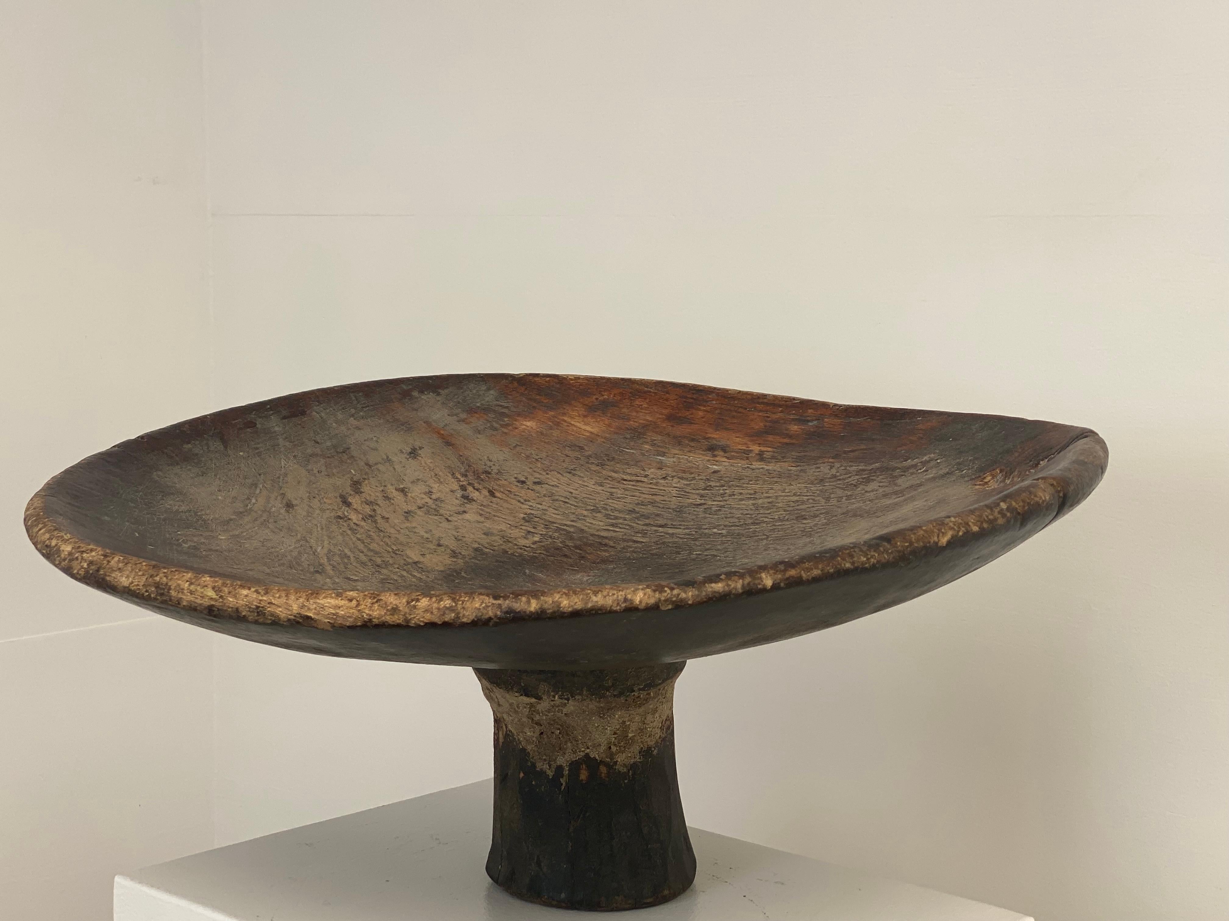 Antique, Brutalist Wooden Berber Tazza 8