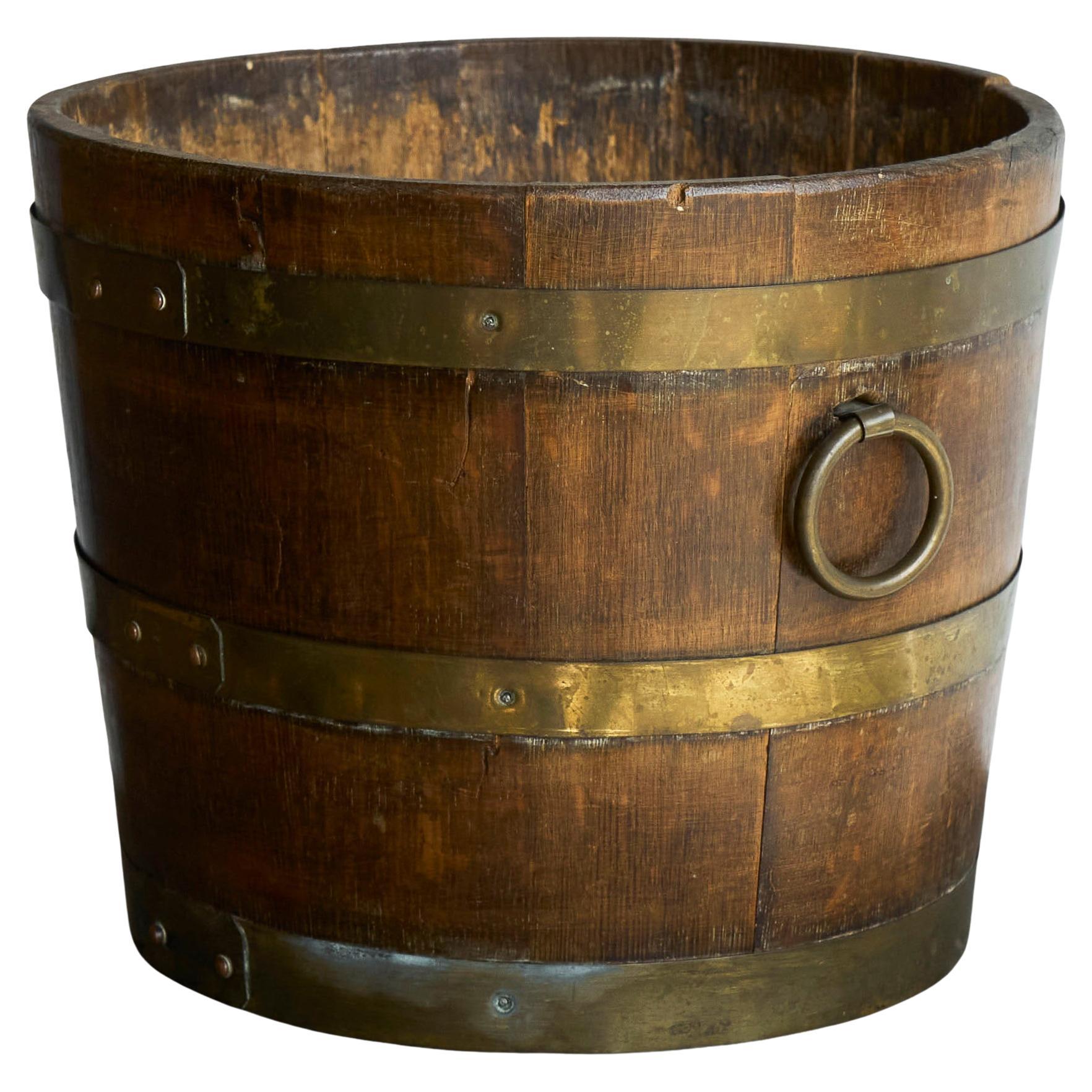 Antique Bucket or Waste Paper Basket in Wood and Brass 19th Century For Sale