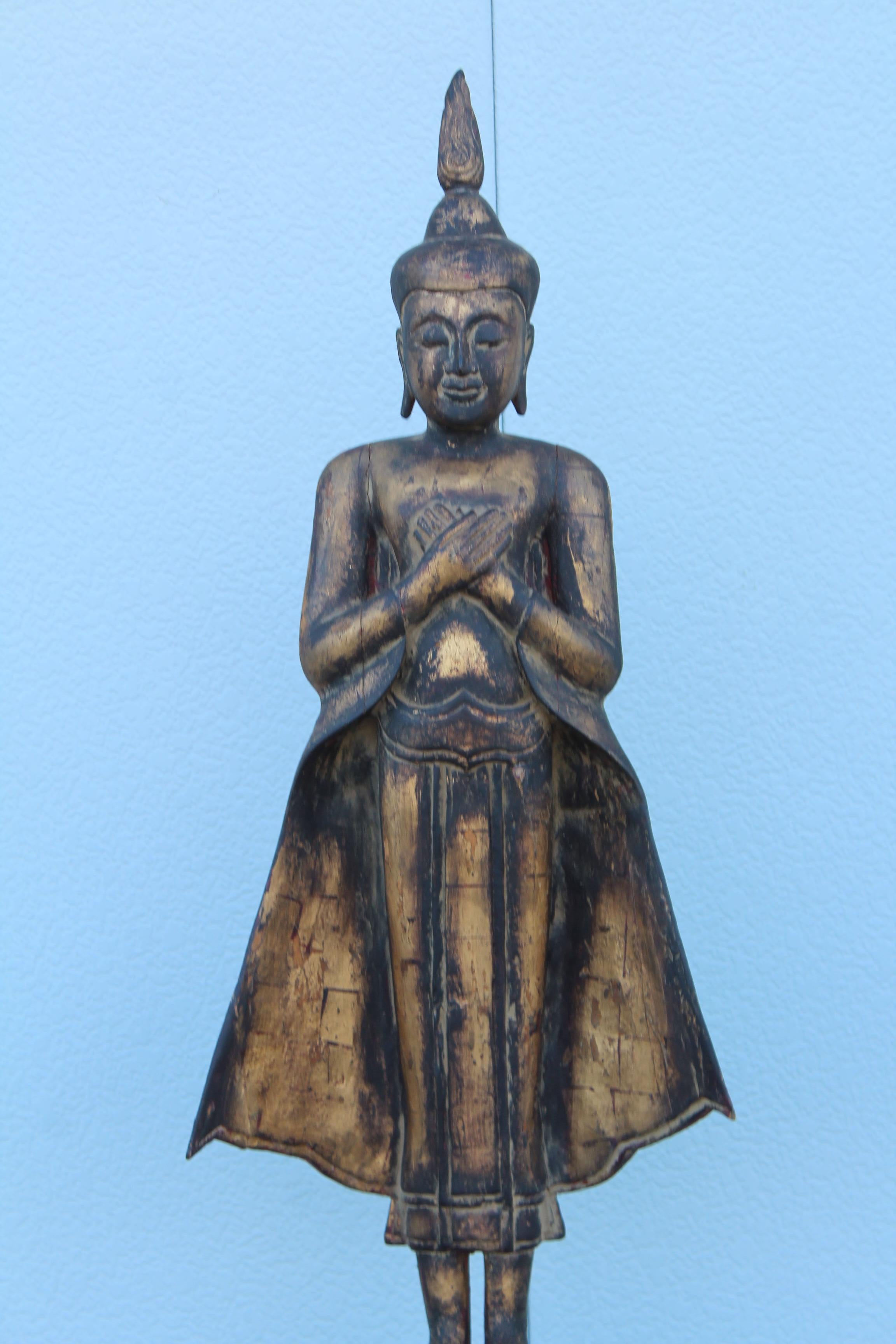 Escultura antigua de Buda de pie en venta 4