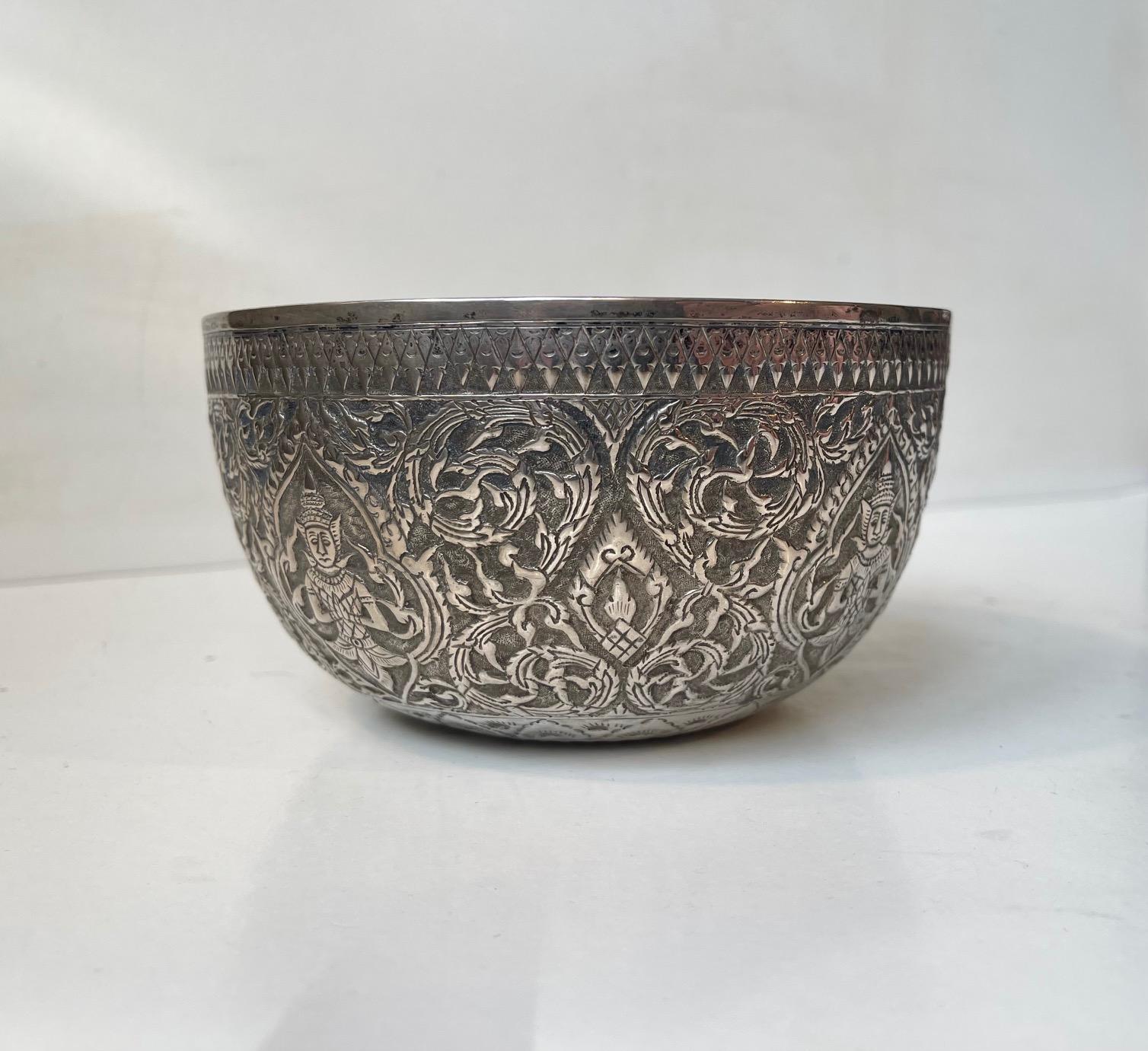 Asian Antique Buddhist Singing Bowl in Carved & Repoussé Silver For Sale