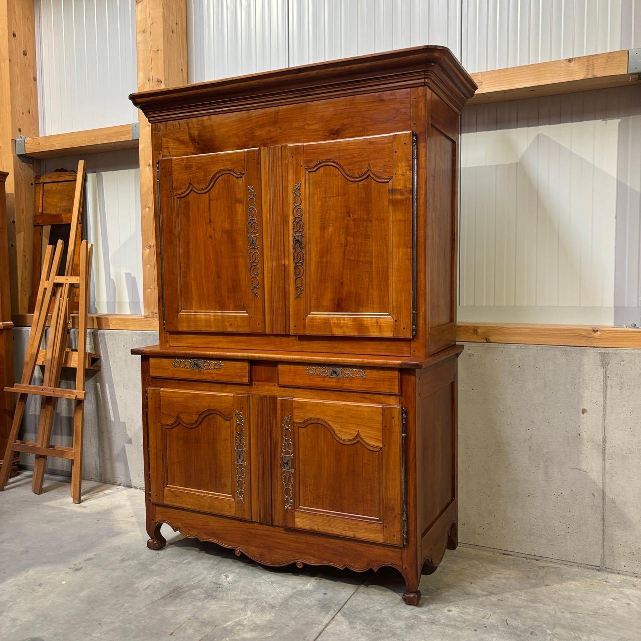 French Antique buffet  cherry wood kitchen cabinet  France, Louis XV around 1750 For Sale