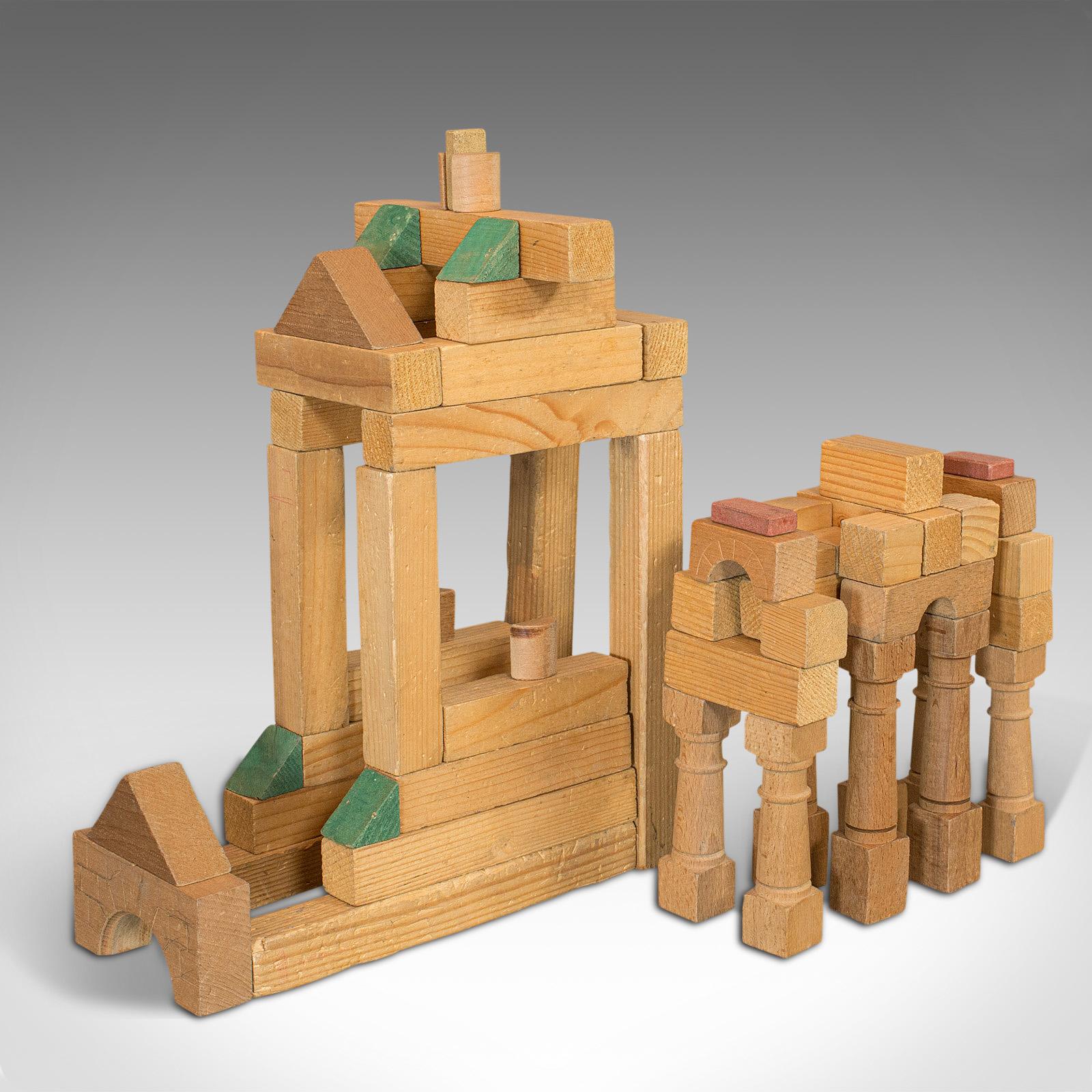 Antique Building Block Set, German, Pine, Froebel, Toy Box, Edwardian circa 1910 In Good Condition In Hele, Devon, GB