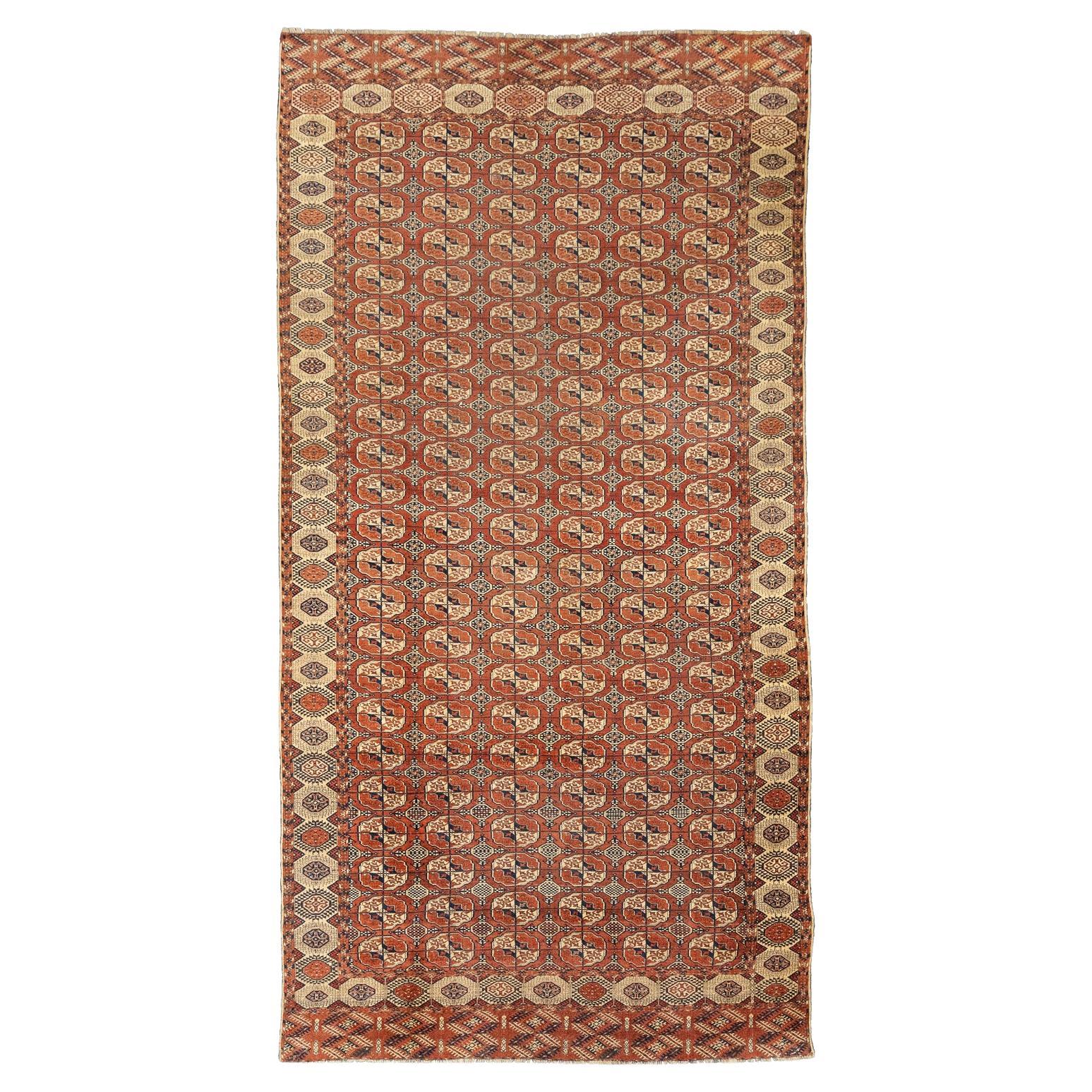 Antiker Bukhara-Teppich mit Elefantenfuß-Design im Angebot