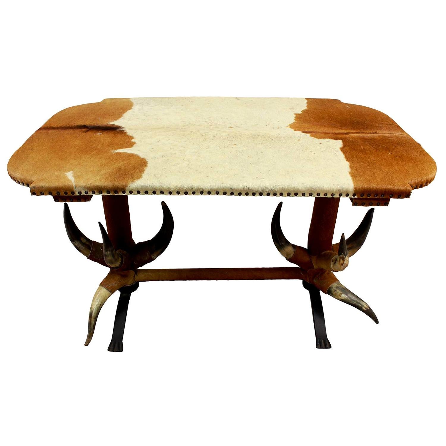 Antique Marquetry Basket Base Oval Loo Table, circa 1870 at 1stDibs