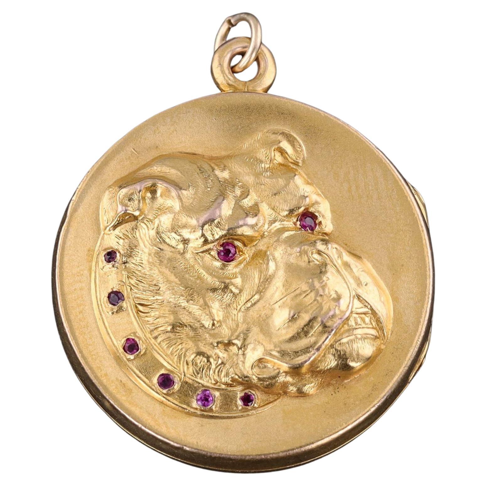 Médaillon ancien Bulldog en or 14 carats