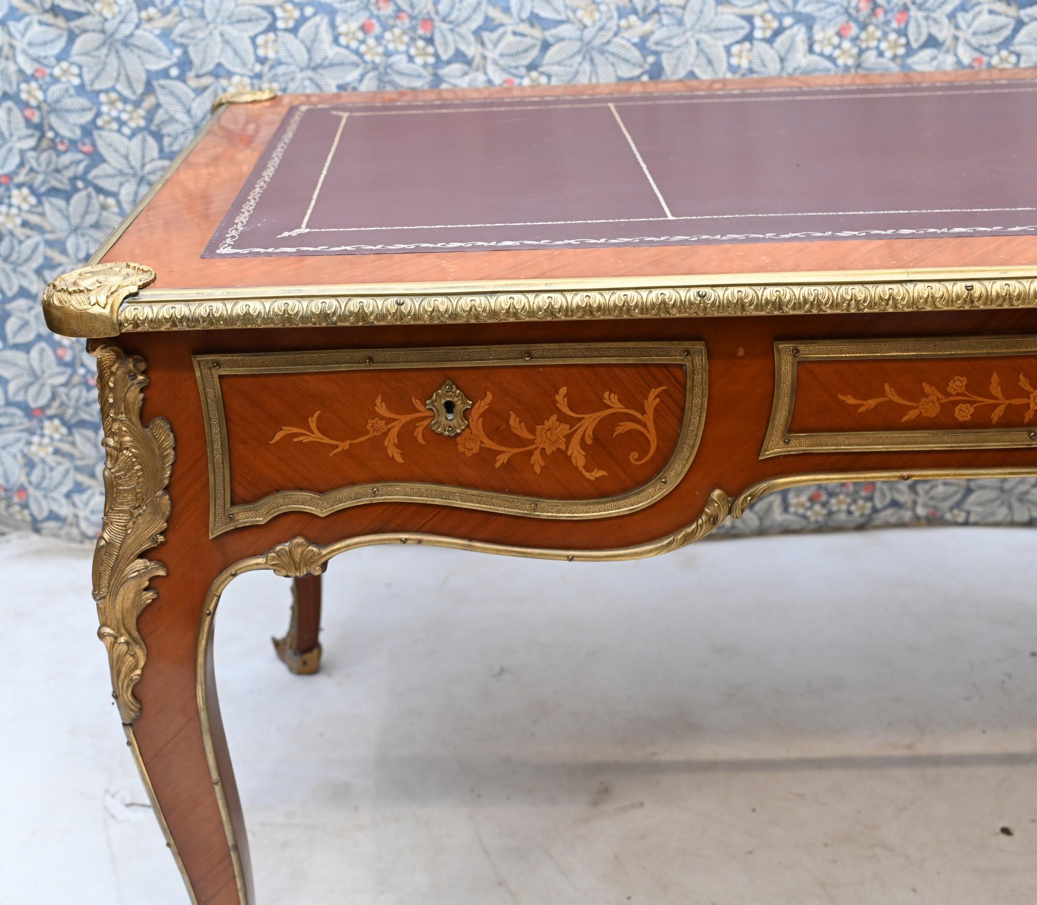 Antique Bureau Plat French Inlay Desk Writing Table in vendita 3